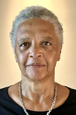 Angela Bruce